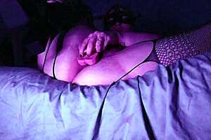 Milf Masturbates With Dildo In Stockings To Cum