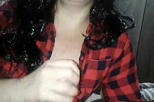 Watch This Slutty MILF Deliver an Insane Blowjob!