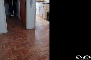 marquei encontro pelo tinder e levei o corno junto