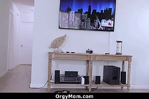 Step mom takes time from busy schedule to fuck with POV