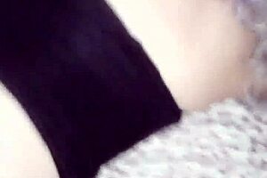 Wake up, brother-in-law, with my huge ass!