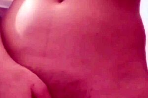 arab mommy shows body and gets fucked from behind