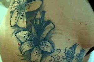 Teresa Cleans The Kitchen