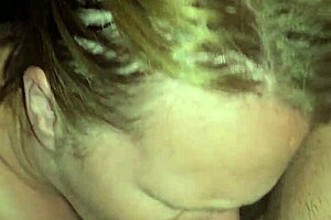 She's sucking my cock while fingering her pussy 😏