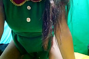 Amazing milf shows her tight vagina and sexy body