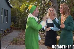 Letting the elf in with Lolly Dames, Juliette Mint, and Nicky Rebel