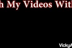 yo, bombshell vicky vette spills secrets in hot chat with bella rose! 🔥