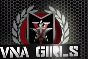 Lesbian Vicky Vette’s pussy buzzed by masseur Jelena Jensen