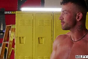 MILF Dana's steamy workout session