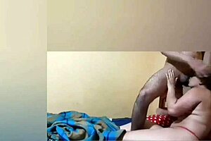 Colombian milf orgasms from intense fucking by her ex