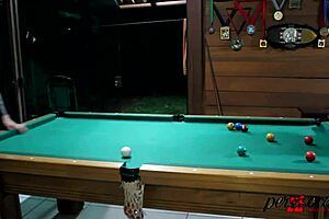 malandro bets rent on billiards and almost loses!