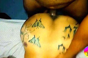 Homemade porn: Mommy has intercourse with a man all fours in the cafe