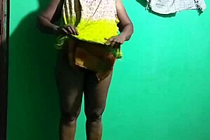 single asian girl masturbates on webcam with big ass and tits, pussy anal homemade 😏