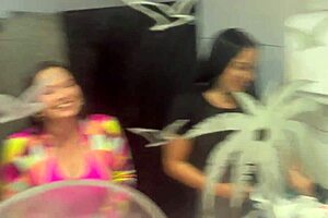 O Bar Com Calcinhas Penduradas No Teto Creampie Assfucking