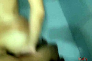 sexo real caseiro gozando dentro do cu da magrinha safada 3 vezes em 5 minutos