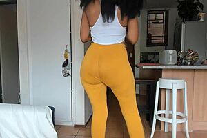 Mature ebony's prom night wetness
