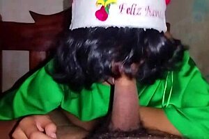 la elfa navideña me dio un creampie en mi vagina