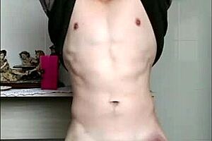 Brazilian MILF enjoys intense assfucking and cumshot