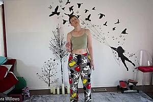 Yoga lesson three fifty with cute babe