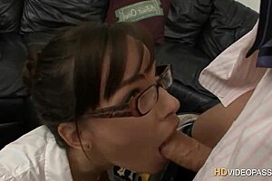 Passionate Office Lunch Break with Oral