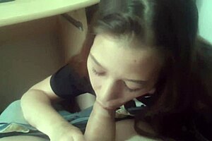 Madrastra godain dan ngentot anak tiri di pertemuan terlarang