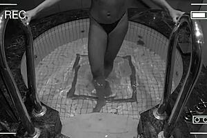 Hotel hot tub catches mature woman in affar