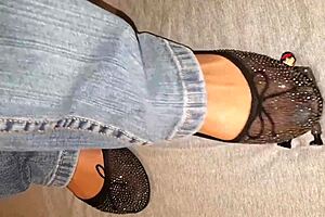 I luv chattin with milf on webcam, it's so intimat!