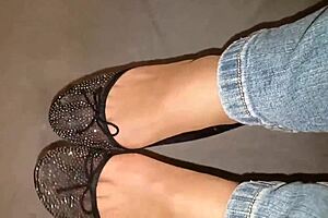 I luv chattin with milf on webcam, it's so intimat!