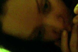 anna maria gives retro bj to hubby?