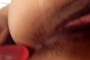 Bold Milf Chica Caliente Shows Intense Hot Body Action