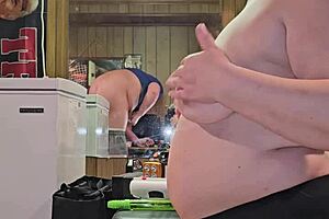 Thick milf enjoys a casual chat while sucking cock