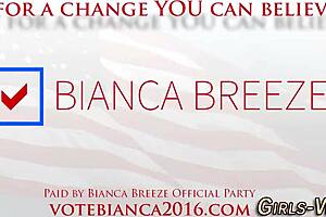 alice chaude brunette loves anal sex