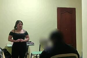 hey, check this amateur in sexy lingerie doing doggy 😍