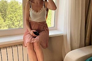 Amateur gets hard for MILF