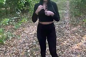 Bad Daddy Wolf: MILFyCalla's erotic journey in Europe