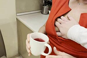 mature teacher getting hard fucked in kitchen by stud 😈