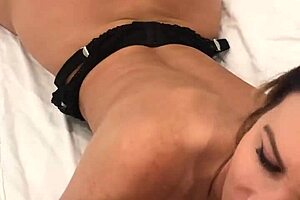 Hell yeah, Sophie James sucks and bangs hard!