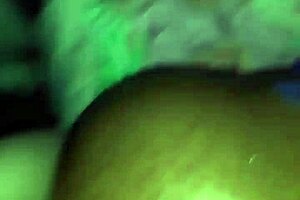 I give a blowjob to this ebony milf and she cums hard