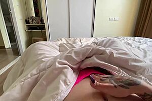 Amateur MILF gets her pussy licked and fucked by a big cock