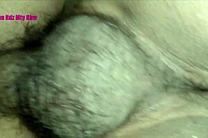Mexican husband satisfies wife's craving