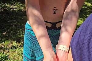 Teen facesits while stepmom sucks big cock?