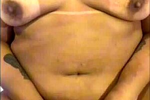 he saw me fucking with sex toys and fucked me 😏💦