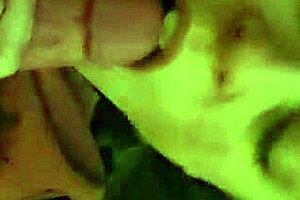 Neighbor's wife, a brunette bodybuilder, lets me assist in her homemade close-up scene