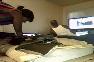 Thick pussy on hot black milf getting naked in the hood! 😏 Curvy ebony bitch ready for street action.