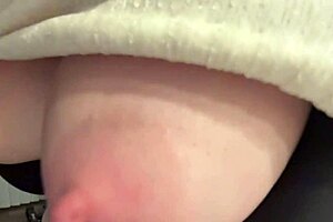 Artemisia Love's big Italian tits bounce in slow motion