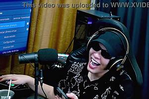 Big tits Latina Belinha baracho in hot podcast action