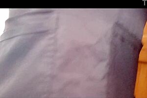 Зашто се моја маћеха тако чудно додирује у купатилу?