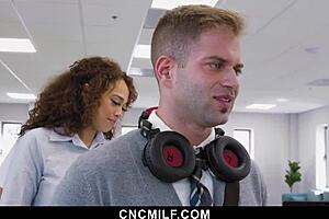 inside glimpse of freeuse office fucking while working