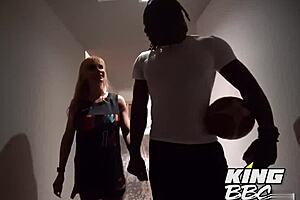 America's Top Cuck Wife Cassie Bender Rides BBC Hard