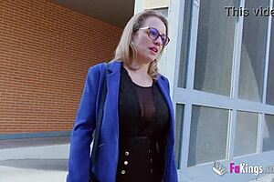 eager ditched job for porn blowjob